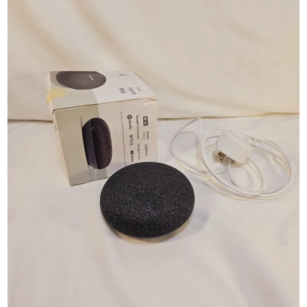 Google Home Mini (GA00210-US) Smart Assistant Speaker - Charcoal
